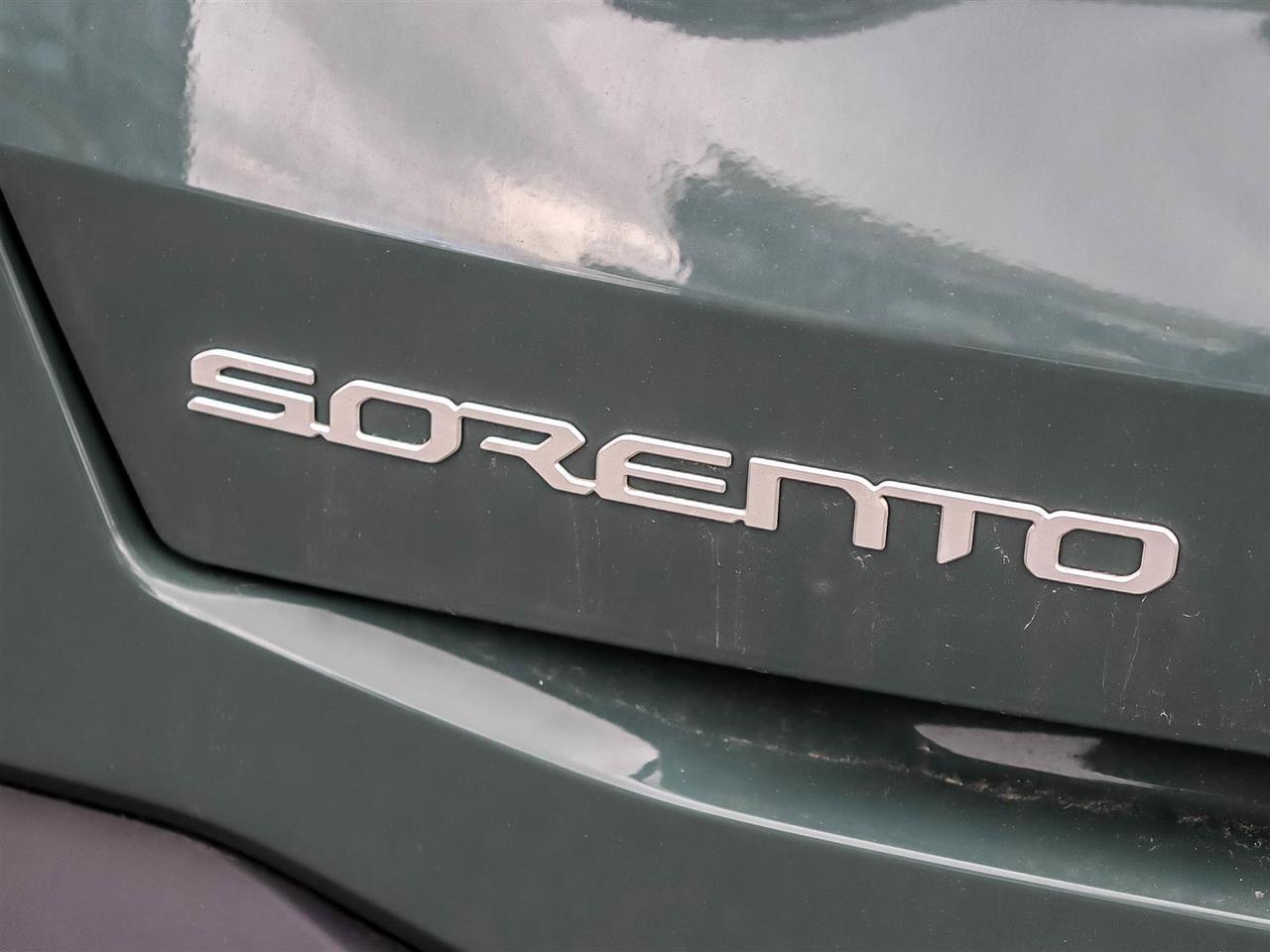 2025 Kia Sorento Plug-In Hybrid EX Photo