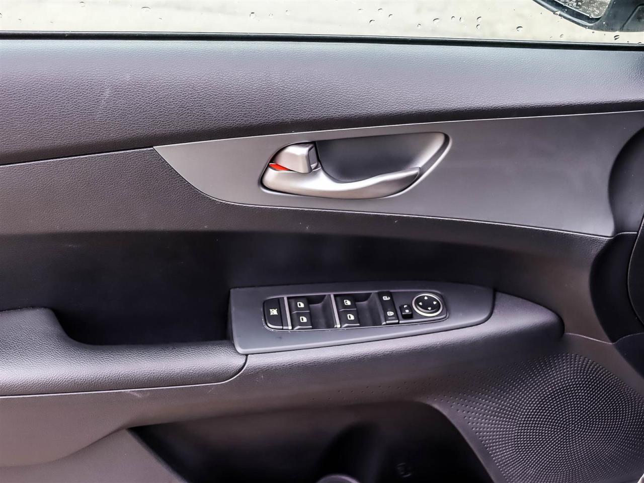 2021 Kia Forte LX Photo4