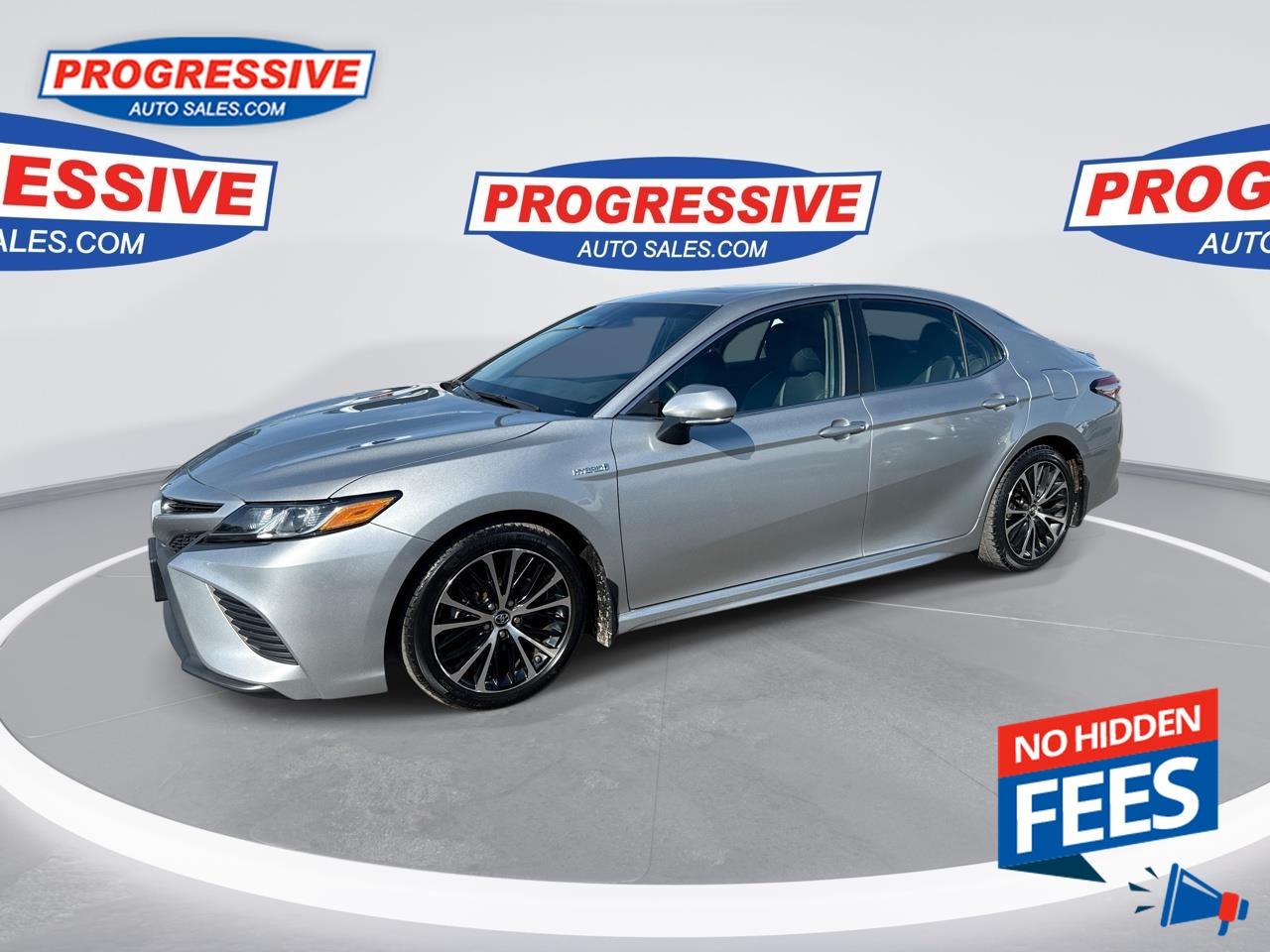 Used 2018 Toyota Camry HYBRID XLE - Navigation -  Sunroof for sale in Sarnia, ON