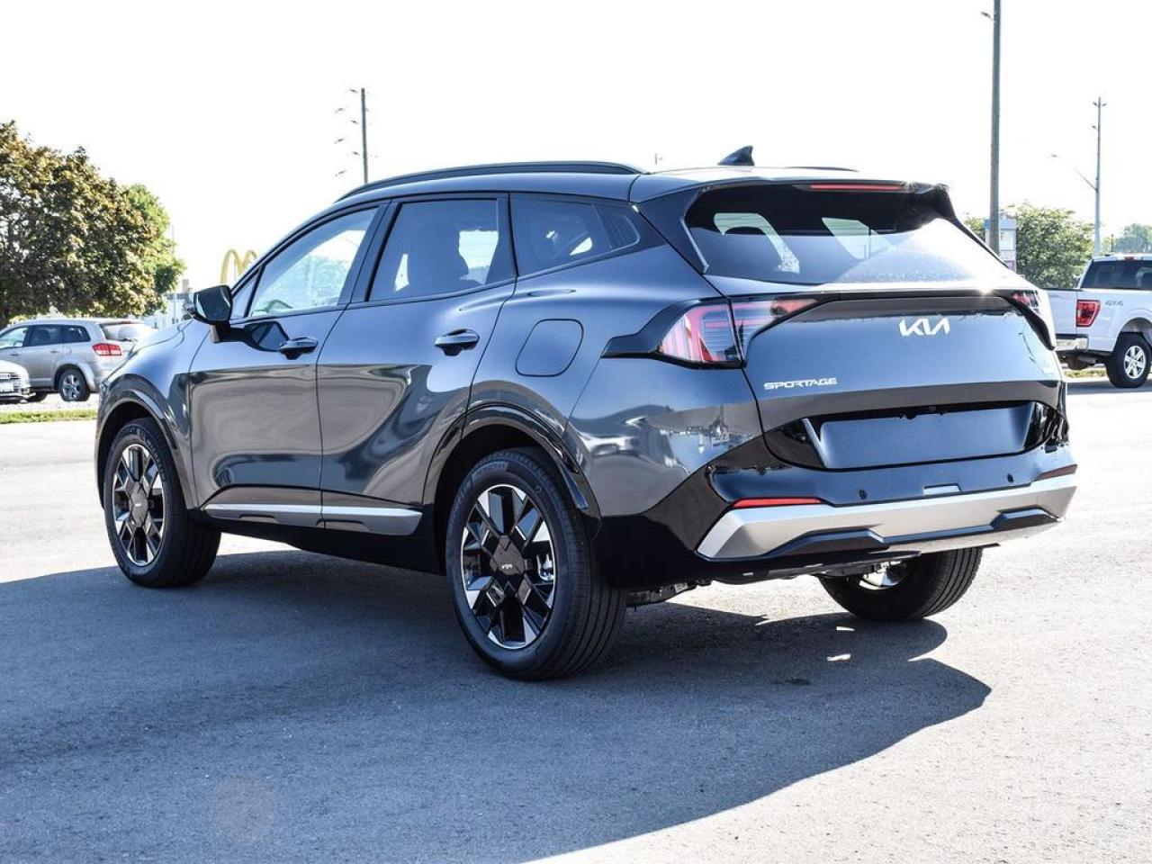 2026 Kia Sportage Plug-In Hybrid EX Premium | PHEV Photo3