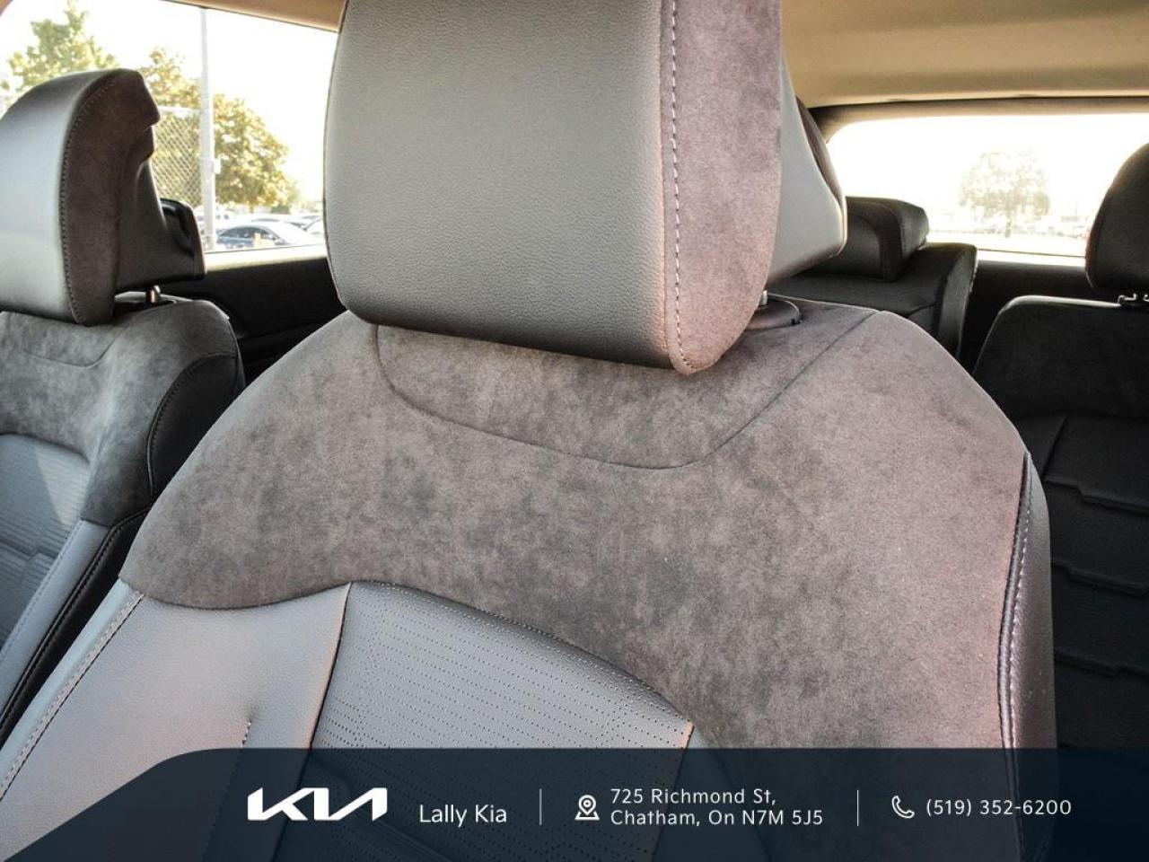 2026 Kia Sportage Plug-In Hybrid 2025 Kia Sportage PHEV - EX Premium | Dealership Demo | Qualifies for New Incentives Photo