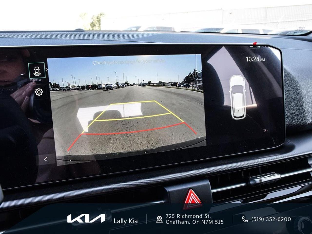 2026 Kia Sportage Plug-In Hybrid 2025 Kia Sportage PHEV - EX Premium | Dealership Demo | Qualifies for New Incentives Photo