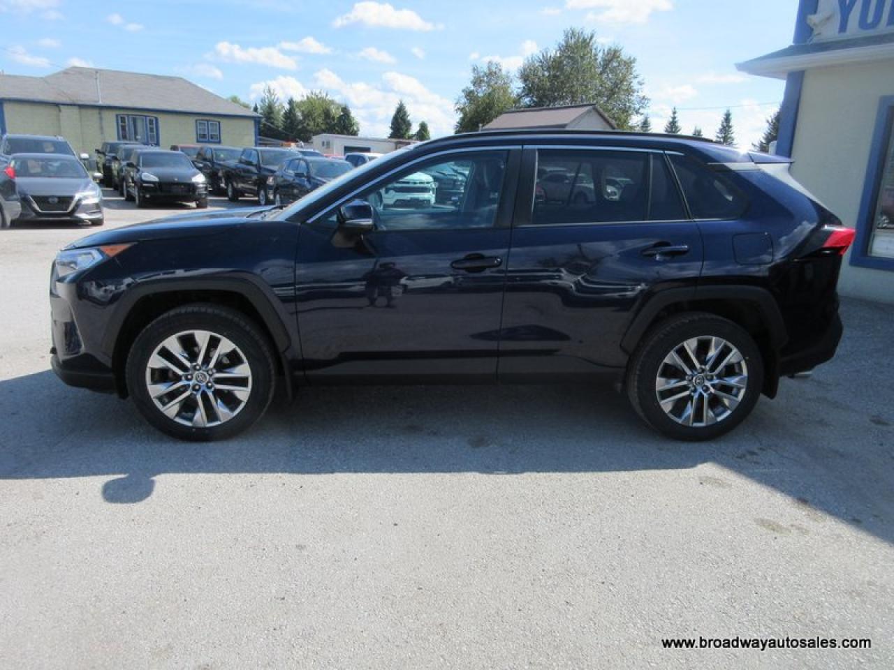 2019 Toyota RAV4 ALL-WHEEL DRIVE XLE-VERSION 5 PASSENGER 2.5L - DOHC.. ECO & SPORT MODE.. LEATHER.. HEATED SEATS & WHEEL.. POWER SUNROOF & TAILGATE.. BACK-UP CAMERA.. Photo2