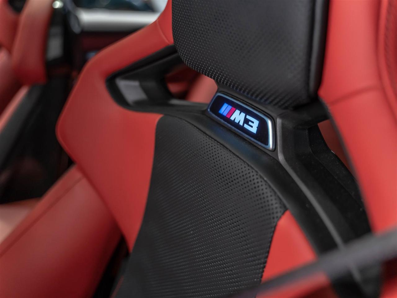 2025 BMW M3 6 SPEED MANUAL| M CARBON PKG|CARBON BUCKETS|PREMIUM PKG Photo