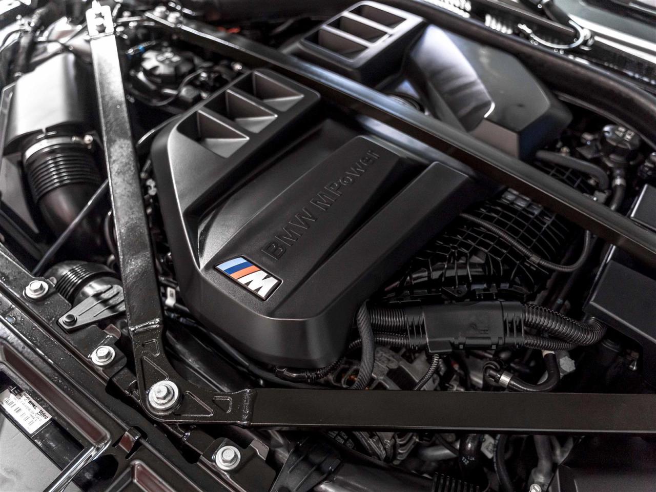 2025 BMW M3 6 SPEED MANUAL| M CARBON PKG|CARBON BUCKETS|PREMIUM PKG Photo