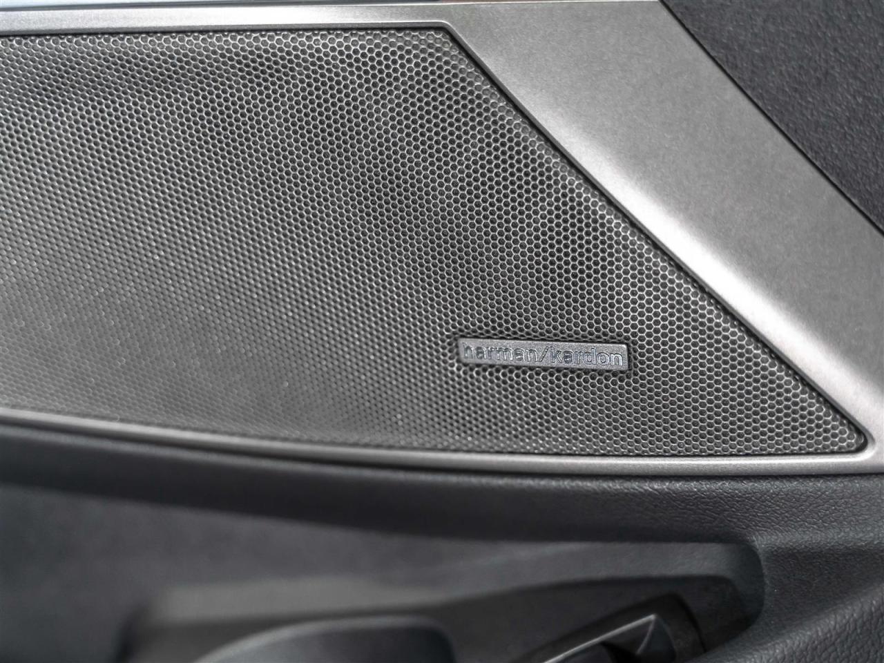 2025 BMW M3 6 SPEED MANUAL| M CARBON PKG|CARBON BUCKETS|PREMIUM PKG Photo