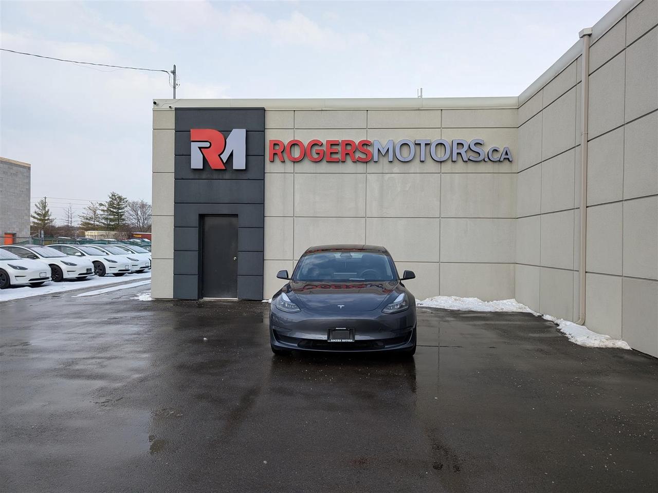 2021 Tesla Model 3 STANDARD RANGE PLUS Photo