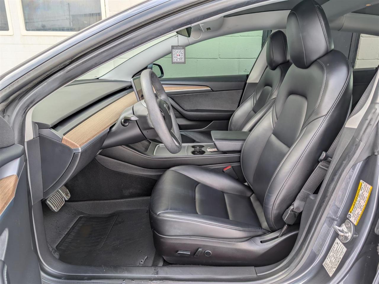 2021 Tesla Model 3 STANDARD RANGE PLUS Photo