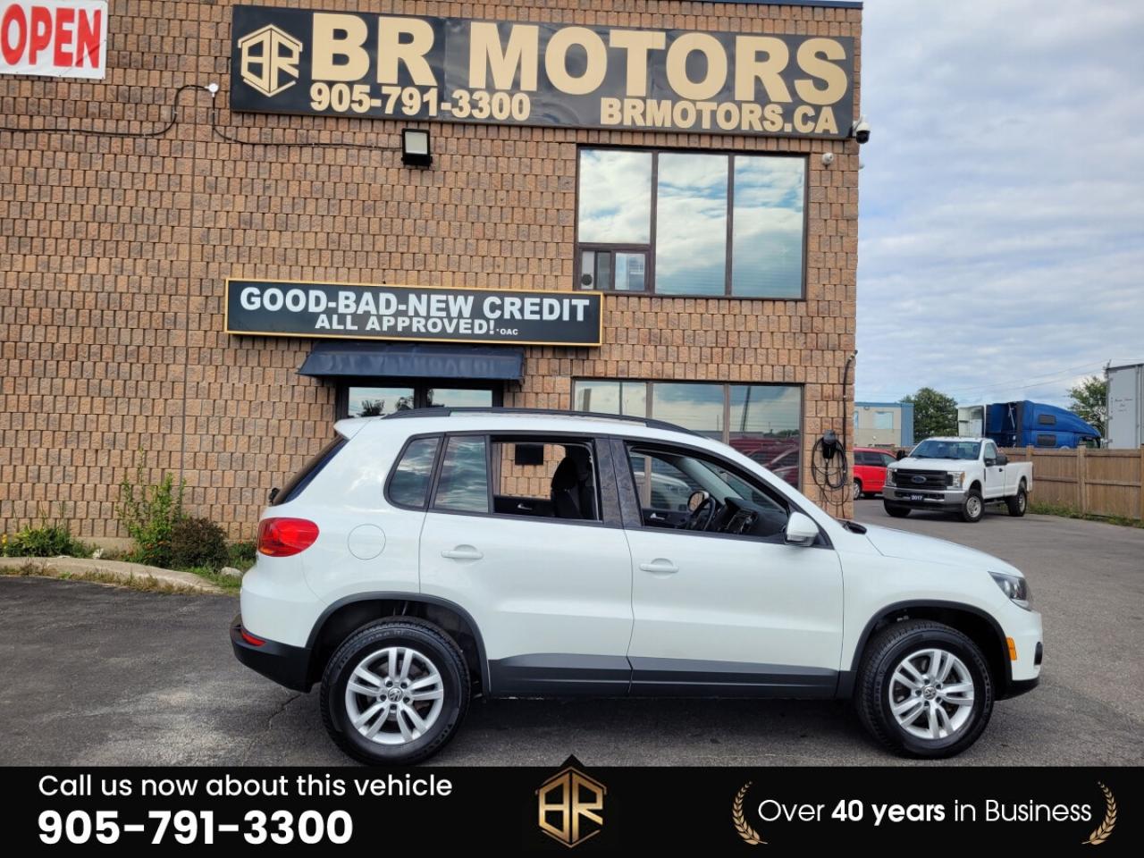 2017 Volkswagen Tiguan S | No Reported Accidents Photo