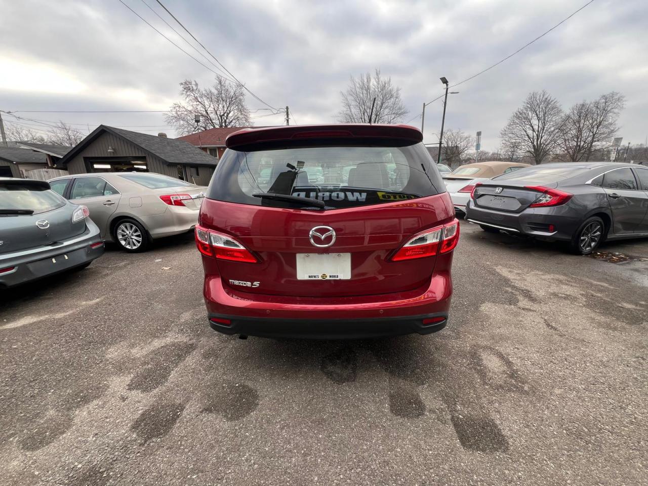 2017 Mazda MAZDA5 Grand Touring Photo