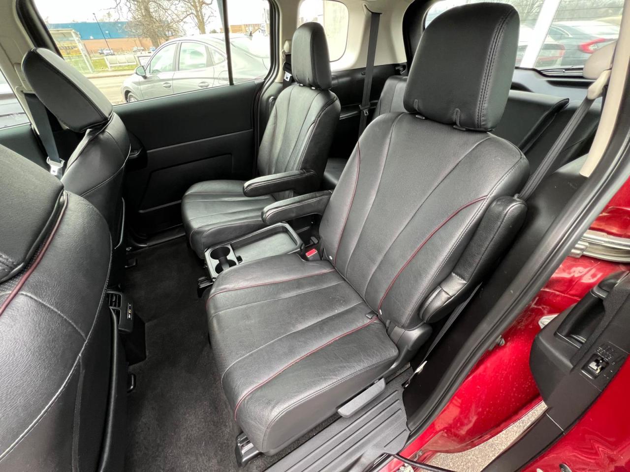 2017 Mazda MAZDA5 Grand Touring Photo