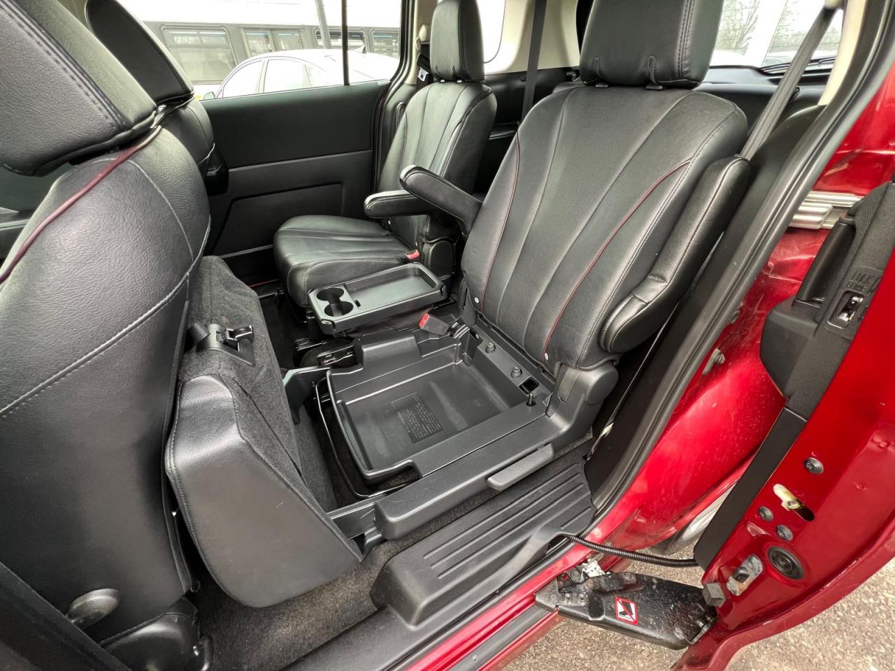 2017 Mazda MAZDA5 Grand Touring Photo