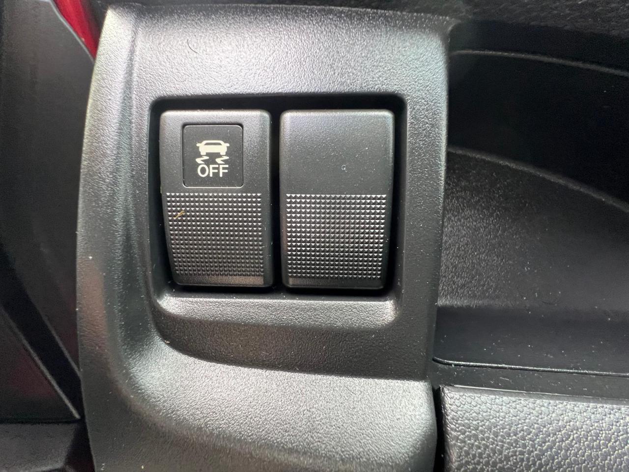 2017 Mazda MAZDA5 Grand Touring Photo