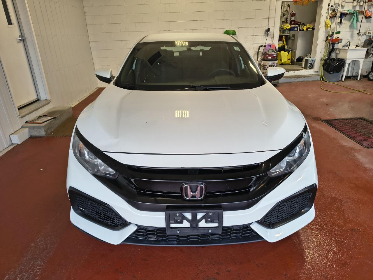 2017 Honda Civic LX Photo0