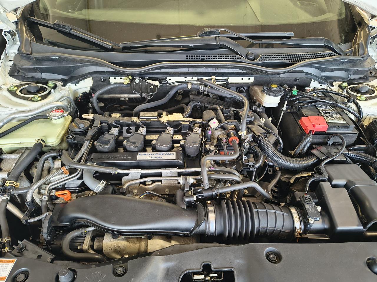 2017 Honda Civic LX Photo0