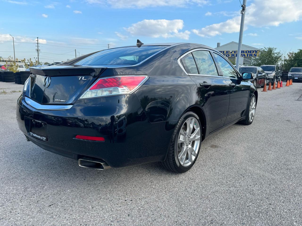 2012 Acura TL w/Elite Pkg Photo4