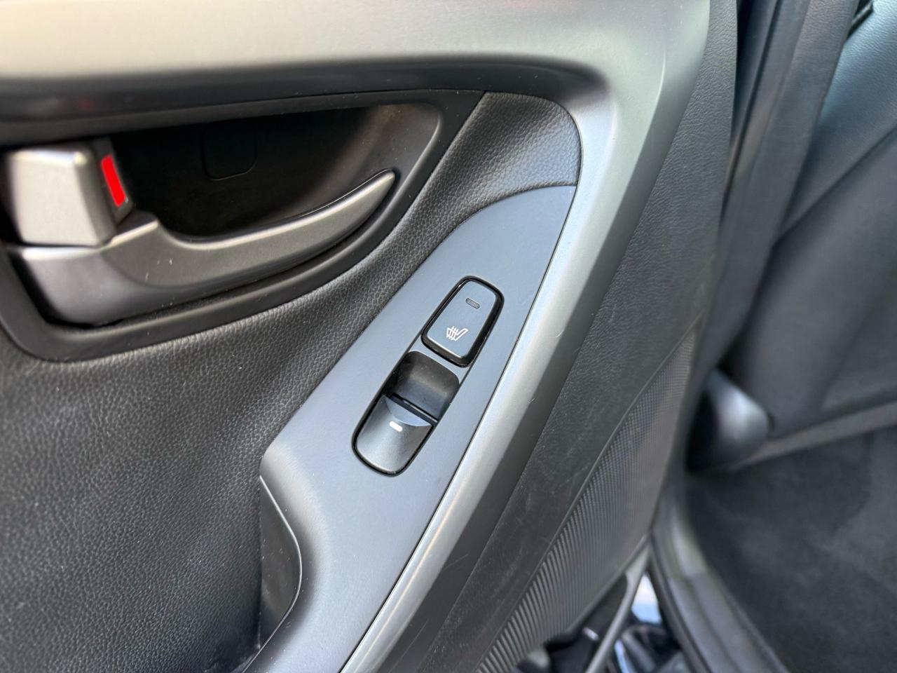 2016 Hyundai Elantra 4dr Sdn Auto GLS - Photo #10