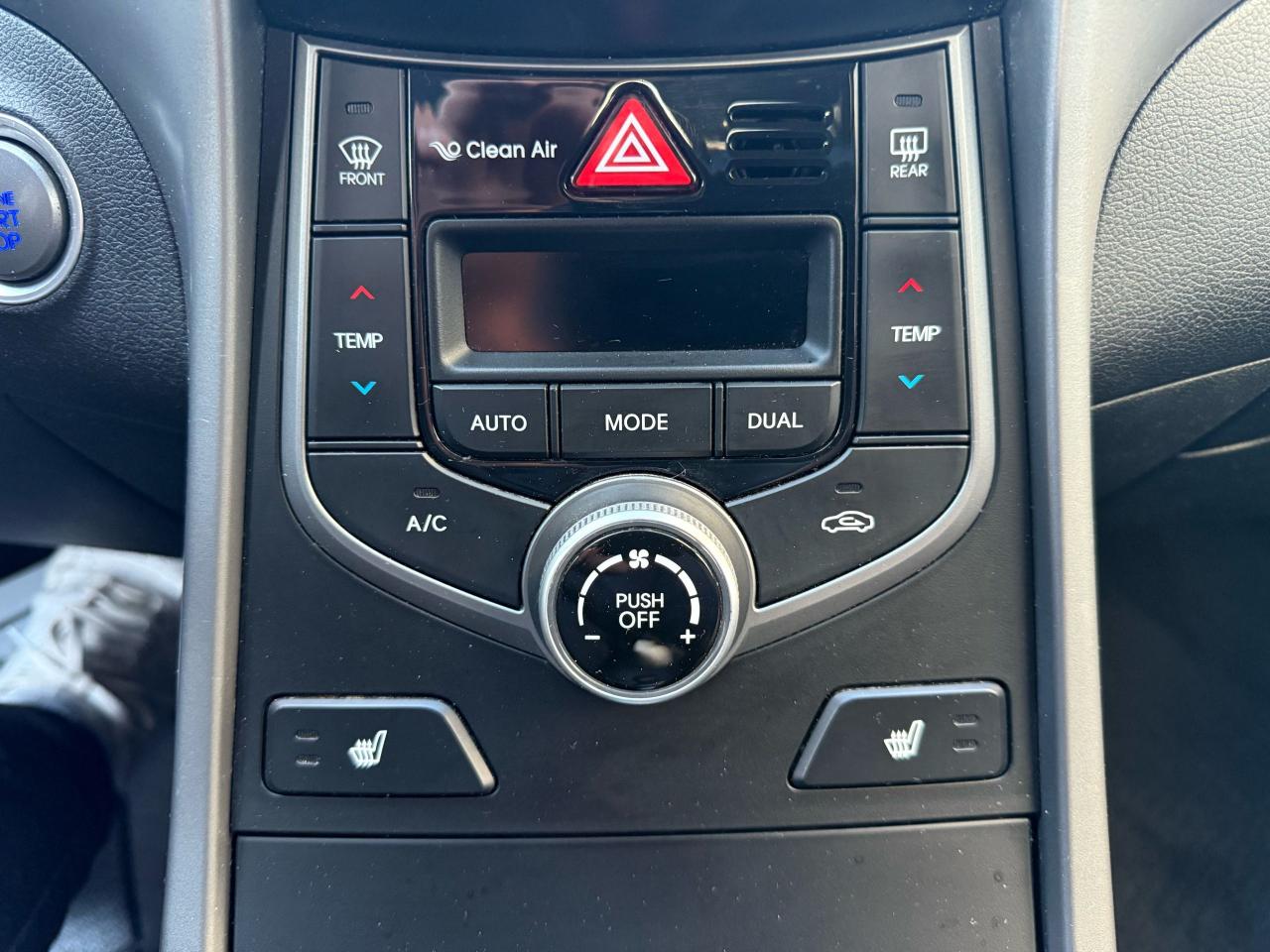 2016 Hyundai Elantra 4dr Sdn Auto GLS - Photo #16