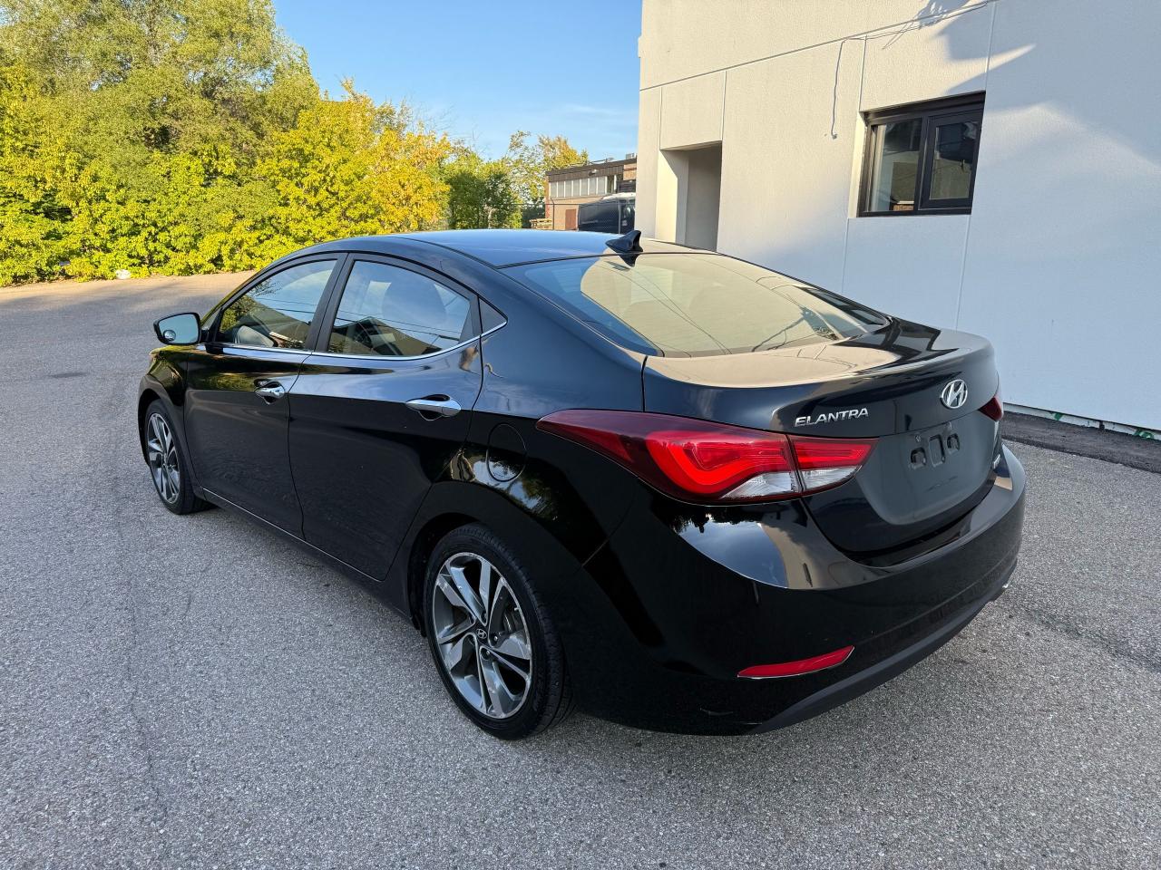 2016 Hyundai Elantra 4dr Sdn Auto GLS - Photo #7