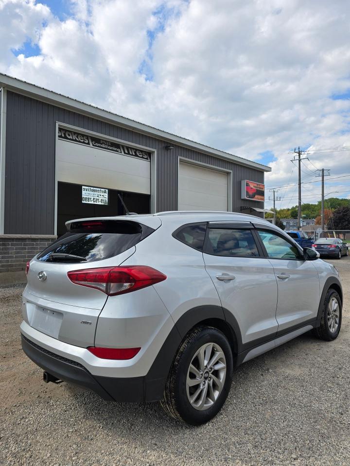 2017 Hyundai Tucson AWD 4DR 2.0L PREMIUM - Photo #8