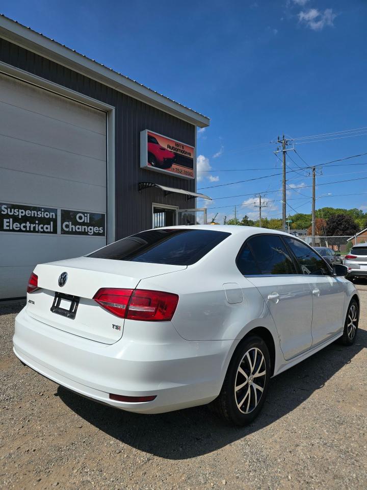 2015 Volkswagen Jetta TRENDLINE+ - Photo #6