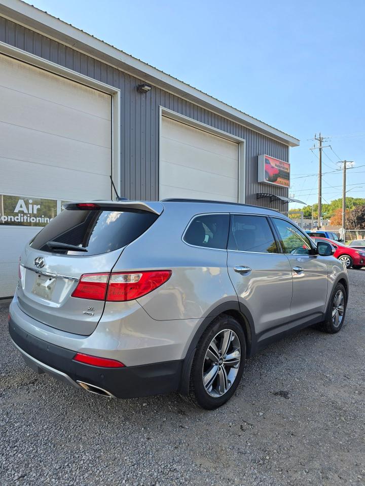 2014 Hyundai Santa Fe XL LIMITED - Photo #7