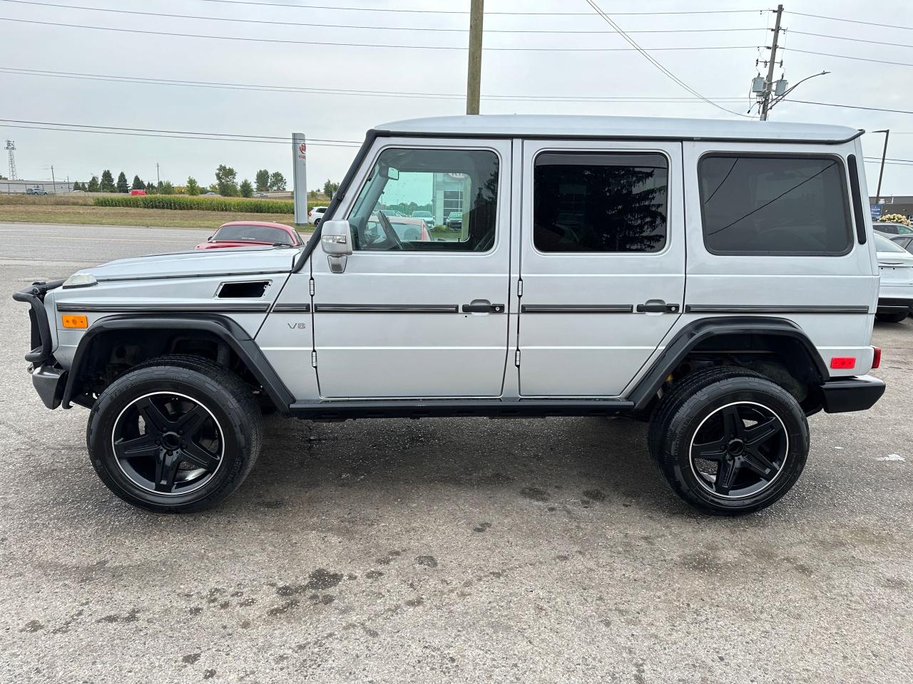 2011 Mercedes-Benz G-Class G 550 4MATIC, LIFTED, WINCH, BUSH BAR, CERTIFIED - Photo #2