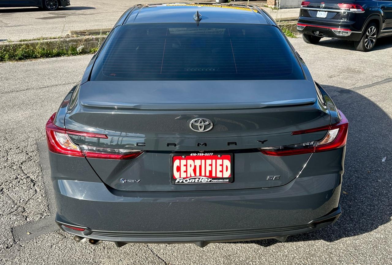 2025 Toyota Camry SE UPGRADE  HYBRID | NO ACCIDENTS | LEATHER Photo4