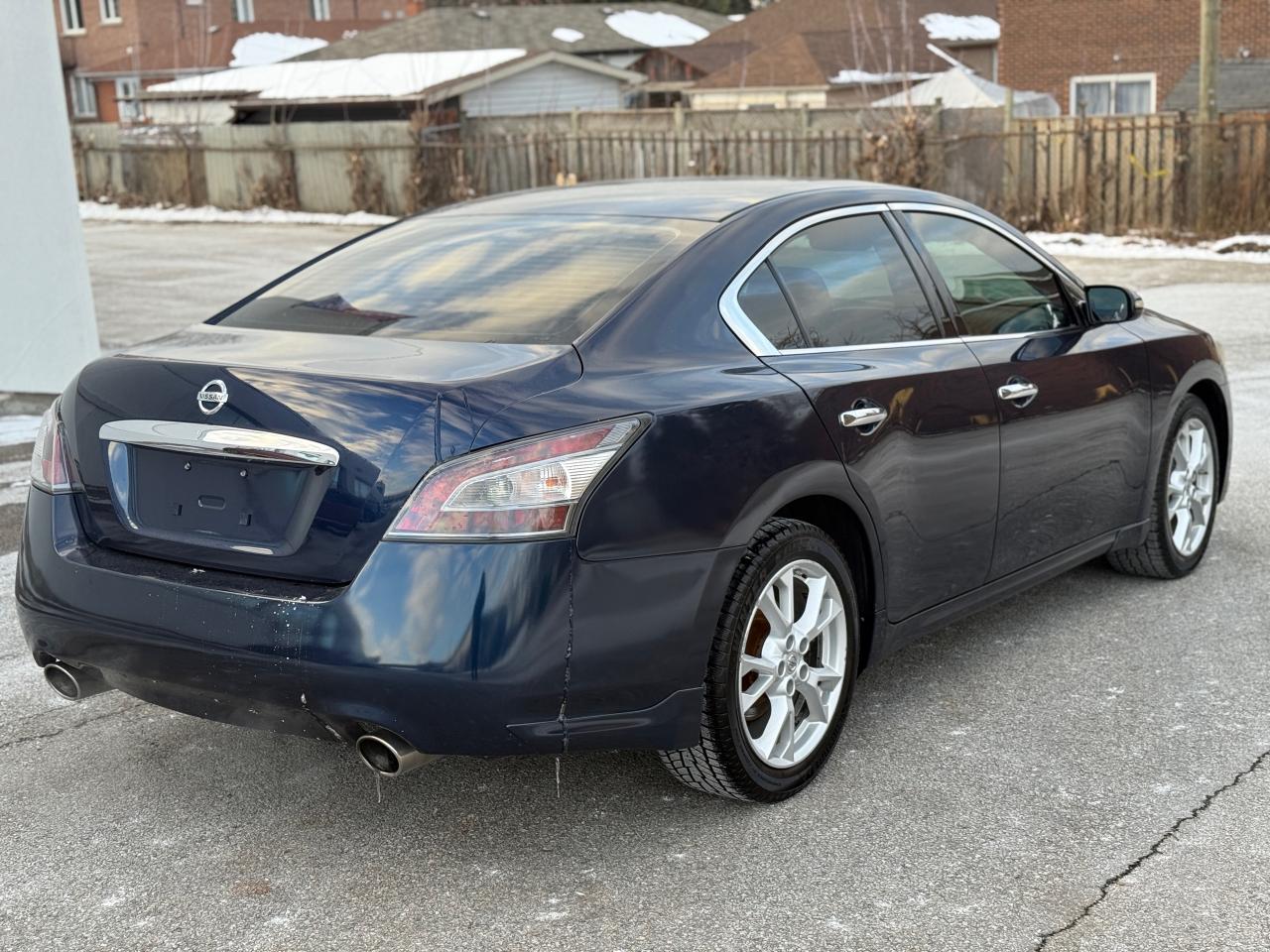 2012 Nissan Maxima 4dr Sdn V6 CVT Photo4