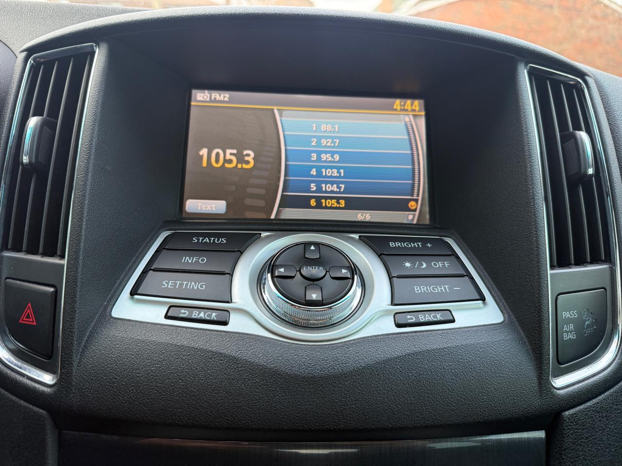 2012 Nissan Maxima 4dr Sdn V6 CVT - Photo #16