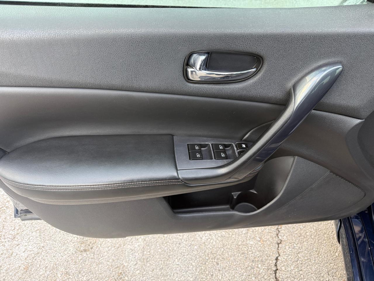 2012 Nissan Maxima 4dr Sdn V6 CVT - Photo #9