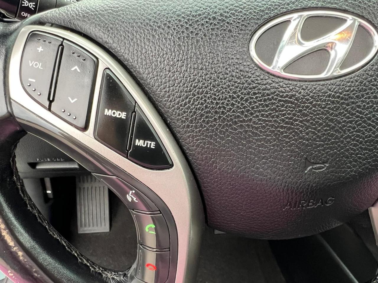 2014 Hyundai Elantra GT SE w/Tech Pkg Low KM No Accident Leather - Photo #37
