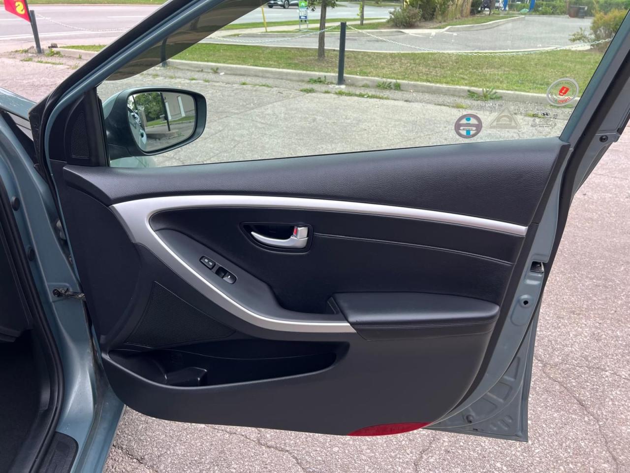 2014 Hyundai Elantra GT SE w/Tech Pkg Low KM No Accident Leather - Photo #47