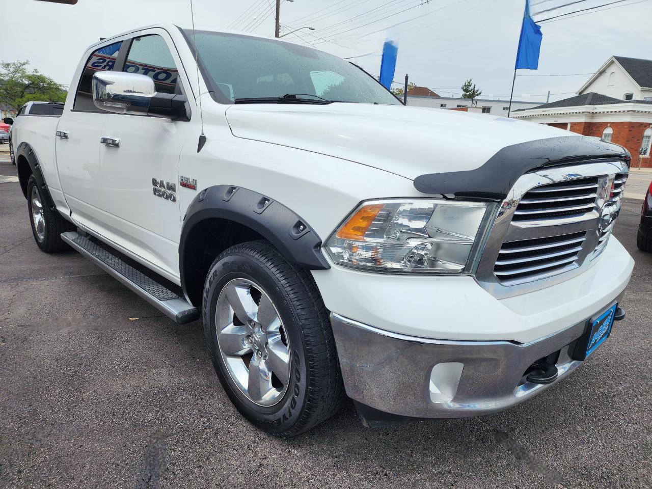 2014 RAM 1500 Big Horn Photo2