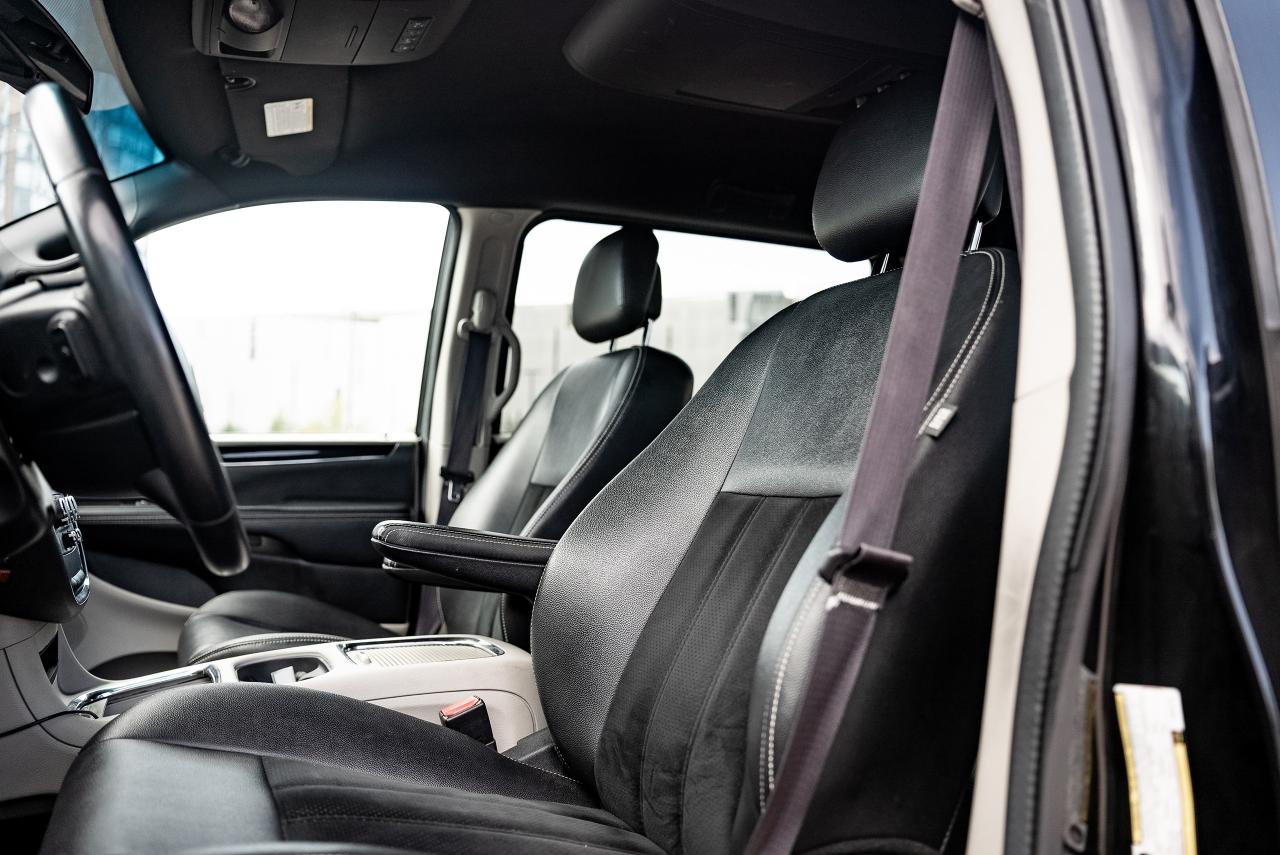 2017 Dodge Grand Caravan SXT Premium Plus | CLEAN CARFAX | NO ACCIDENT | - Photo #8
