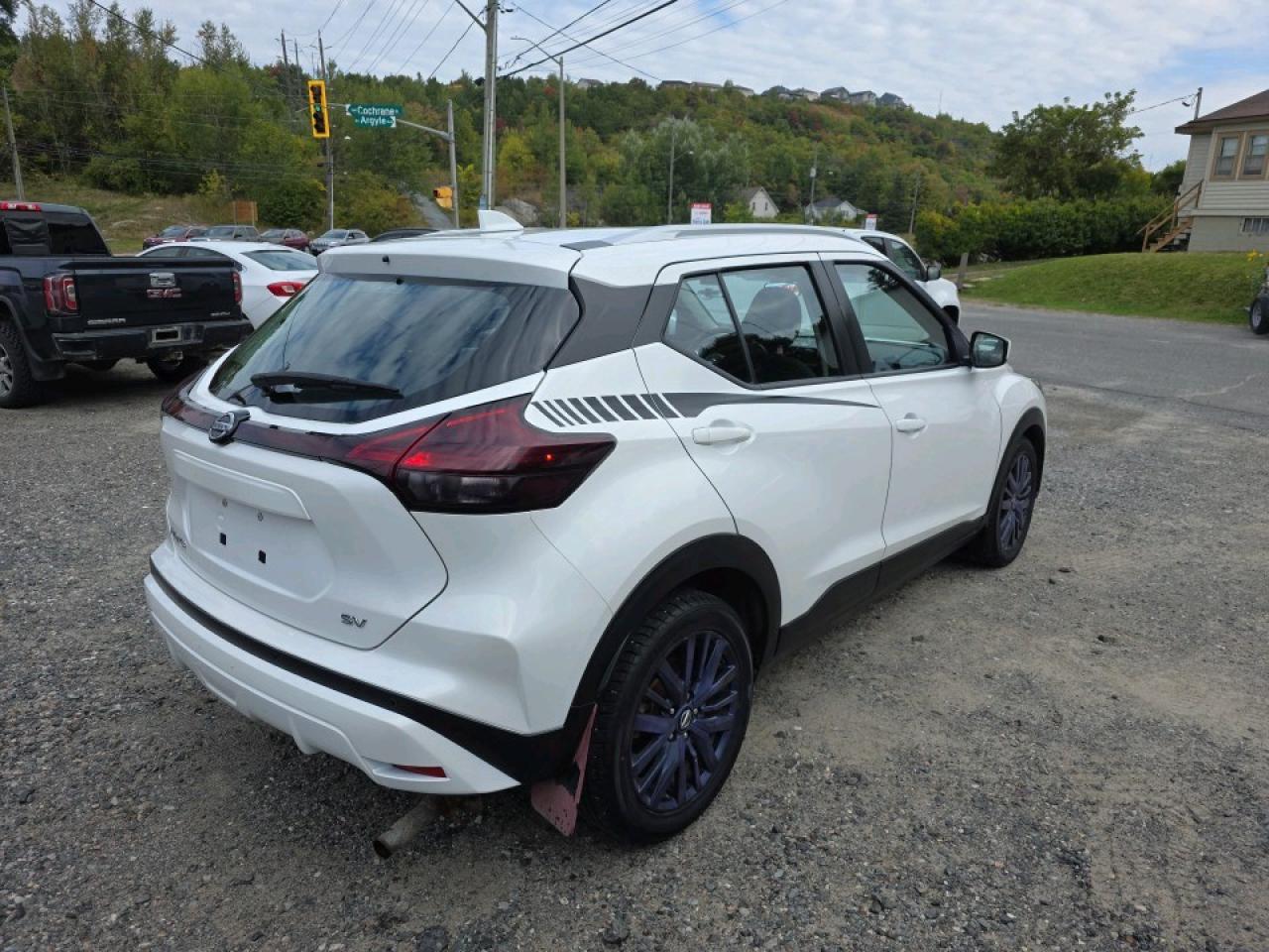 2021 Nissan Kicks KICKS SV Photo4