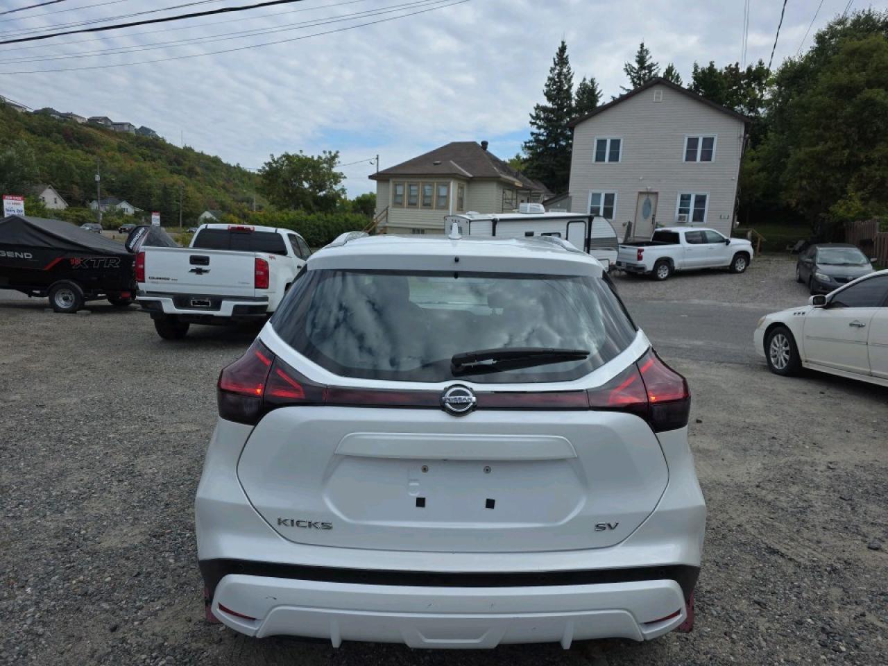 2021 Nissan Kicks KICKS SV Photo3