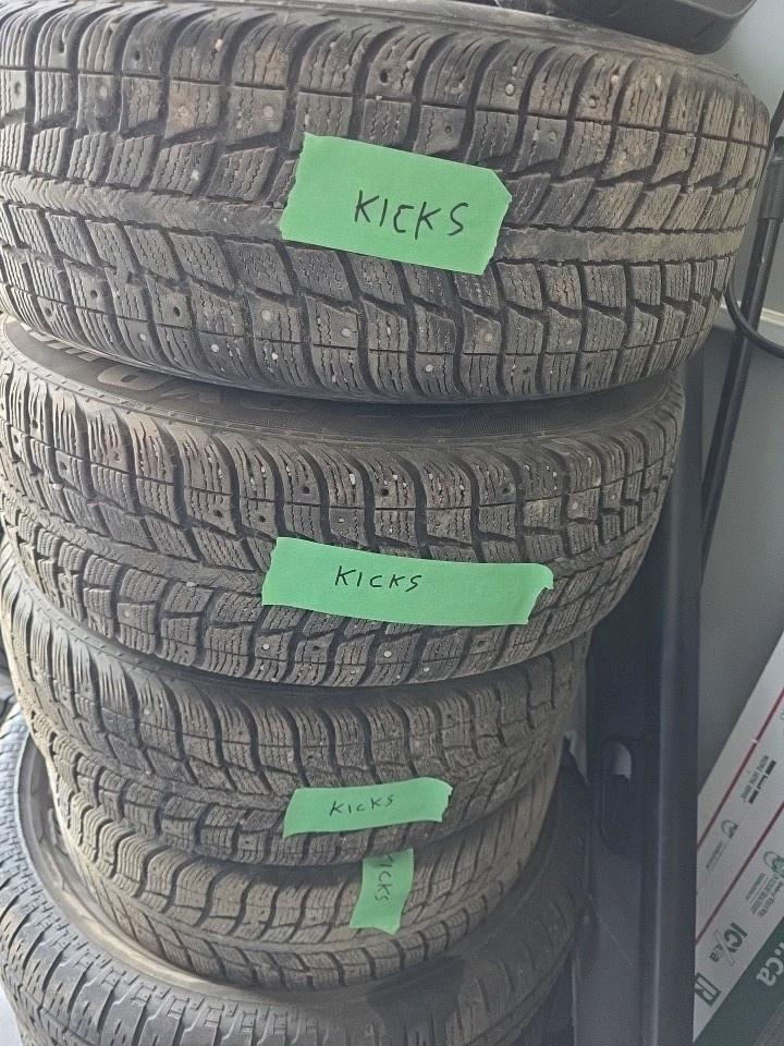 2021 Nissan Kicks KICKS SV Photo