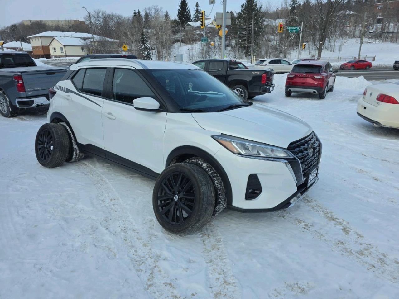 2021 Nissan Kicks KICKS SV Photo