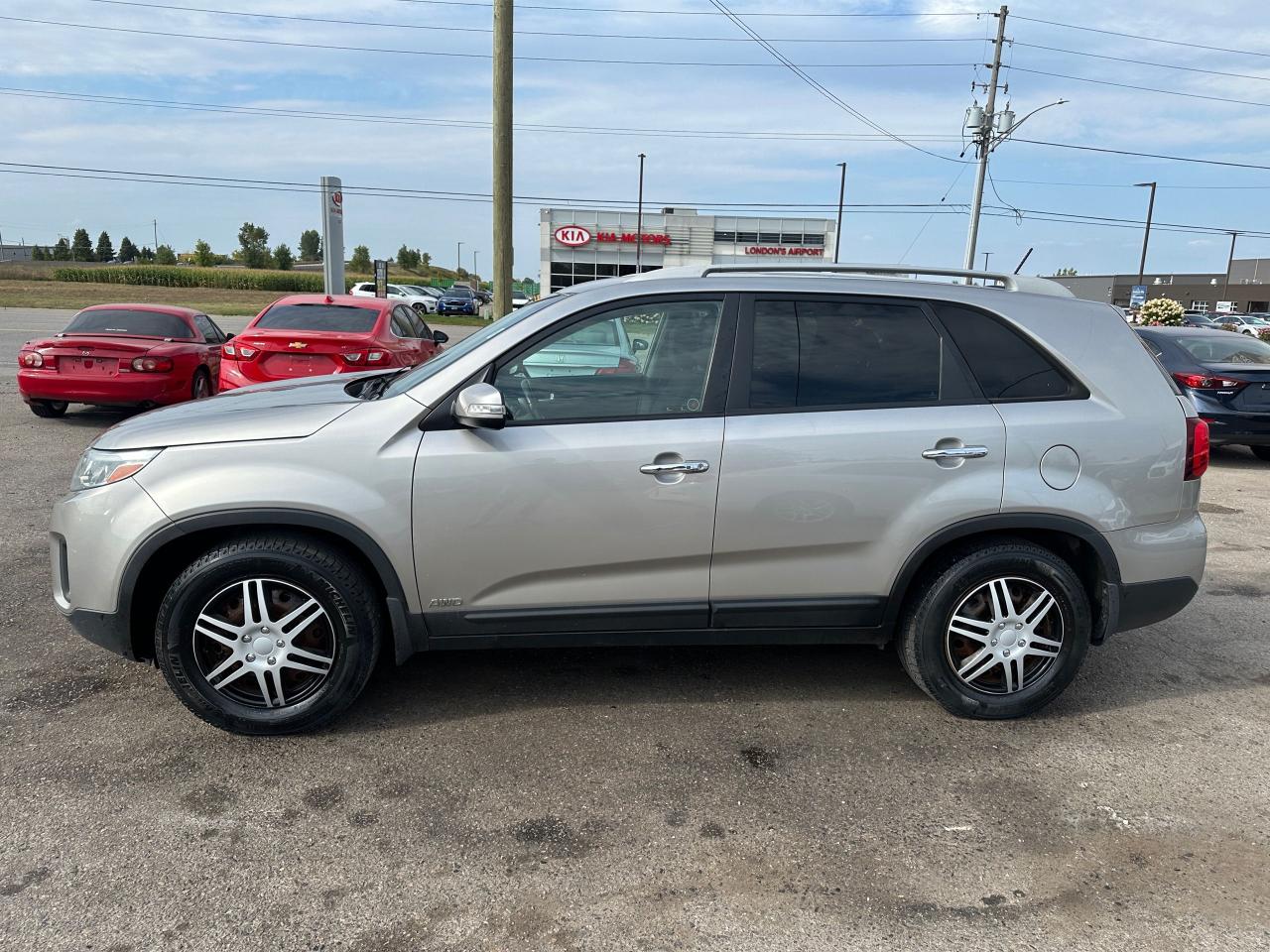 2015 Kia Sorento LX - Photo #2