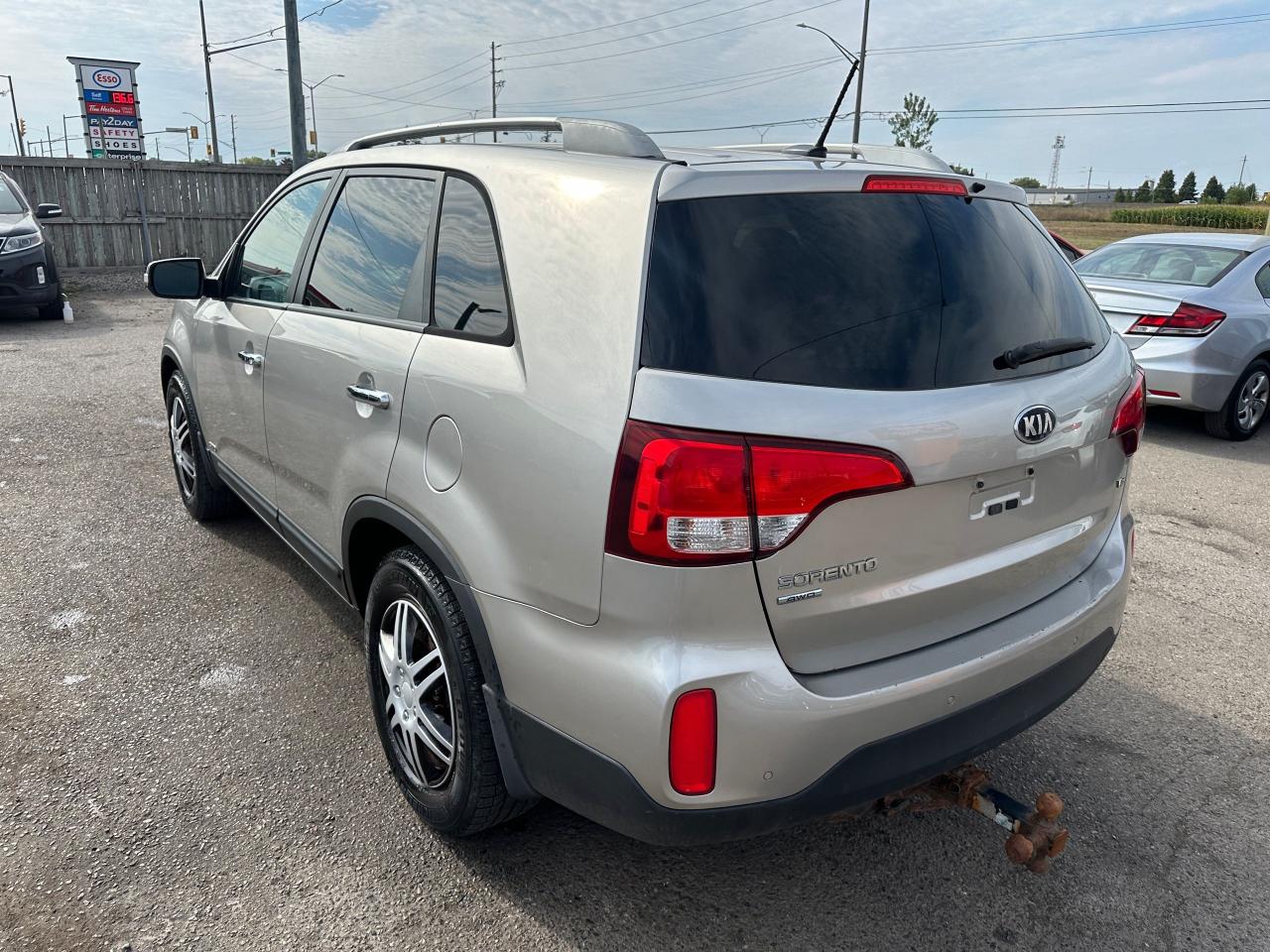 2015 Kia Sorento LX - Photo #3
