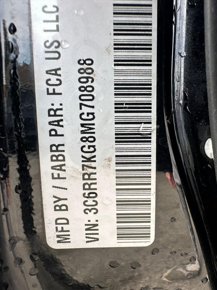 2021 RAM 1500 Classic EXPRESS - Photo #18