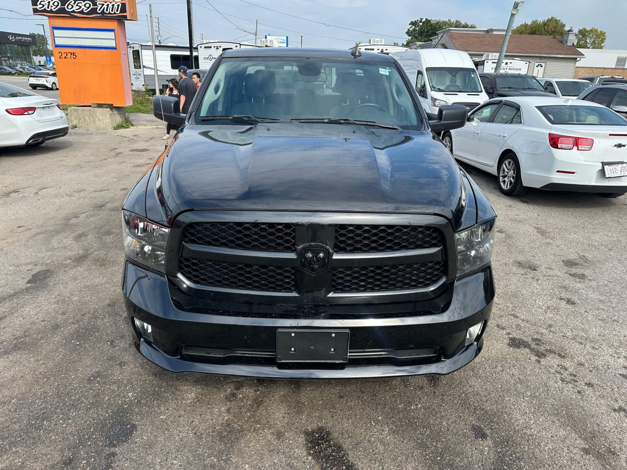 2021 RAM 1500 Classic EXPRESS - Photo #8