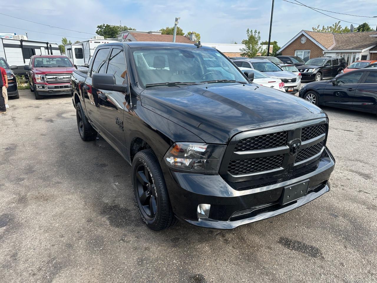 2021 RAM 1500 Classic EXPRESS - Photo #7