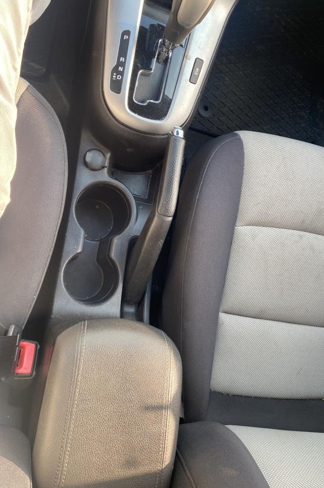 2015 Chevrolet Cruze 2LS - Photo #19