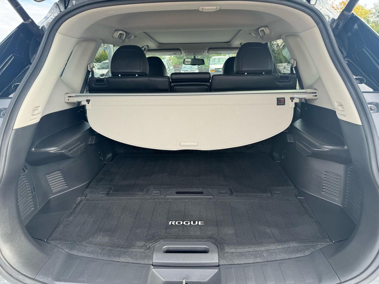 2015 Nissan Rogue SL - Photo #21