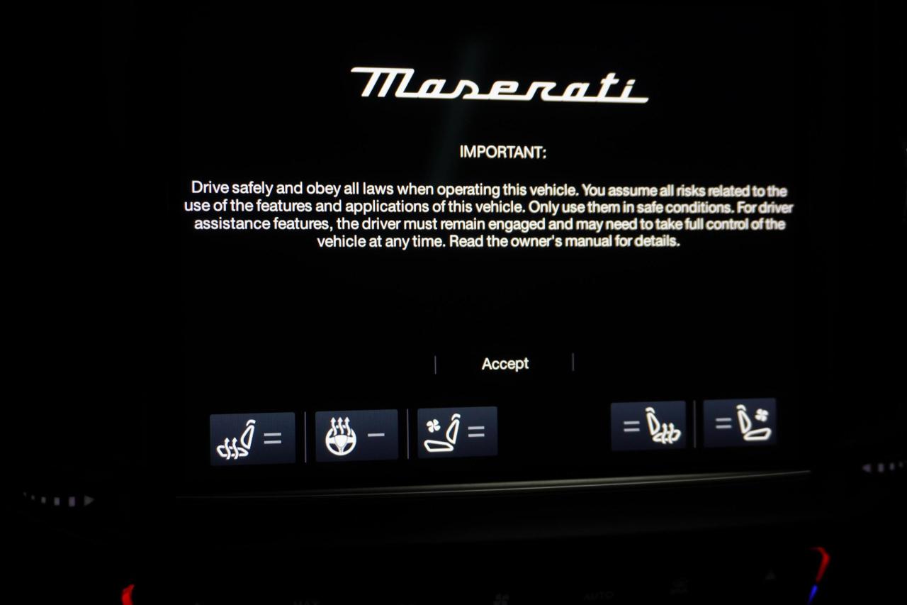 2021 Maserati Levante S GranLusso Photo