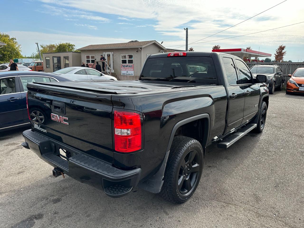2018 GMC Sierra 1500  - Photo #5