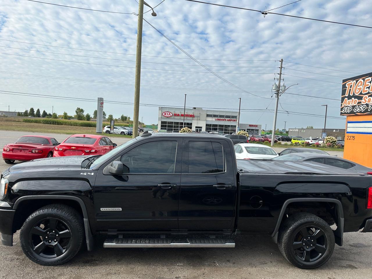 2018 GMC Sierra 1500  - Photo #2