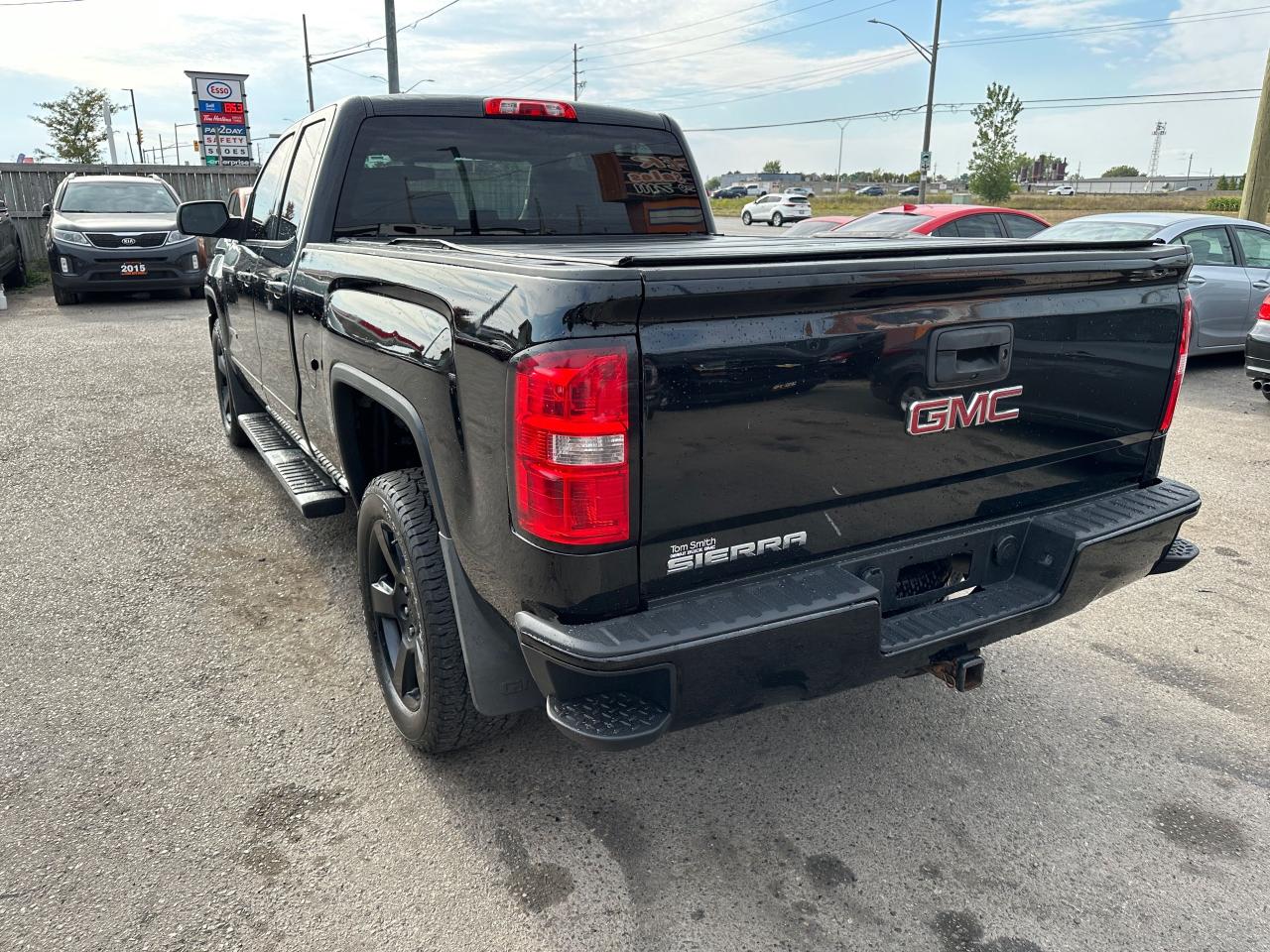 2018 GMC Sierra 1500  - Photo #3
